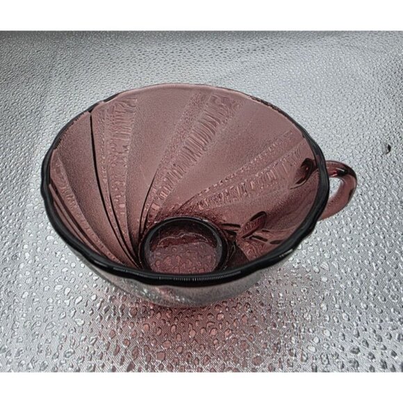 Vintage Arcoroc France Swirl Purple Glass Coffee Cup & Saucer Set - Picture 11 of 16